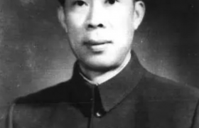 他是北伐名将，陈赓和粟裕都曾是他的部下，为何1955年仅被授上将