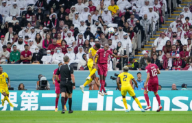 收视率第一！世界杯揭幕战卡塔尔惨败，詹俊：亚洲冠军丢脸了