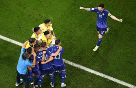世界杯16强决出10席！阿根廷法国锁定头名，4组淘汰赛对阵出炉