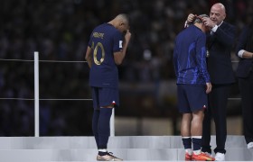卡塔尔世界杯|法国队主帅德尚：姆巴佩创造历史，但不是以他希望的方式
