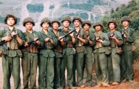 曾是美军噩梦的越南女兵，被中国侦察兵轻松解决，真实揭露过程