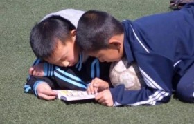媒体人：中国球员受教育程度不够，应该学会低调和藏拙！