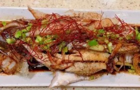河虾籽蒸鲈鱼