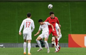 半场战报-对手队长伤退李昊献神扑，U20国足暂0-0韩国