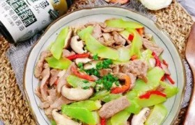 莴笋香菇炒肉片