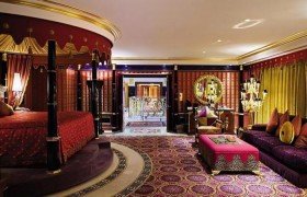 全球顶级迪拜七星酒店没有之一，最贵的皇家套房长期被中国人霸占