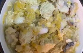 酸菜鱼炖冻豆腐