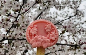 “樱花味”食品春天热销，专家：多数为“食品调香”，无明确标准