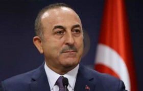 土耳其调解也没用，俄外交部长在土耳其喊话西方：只签60天