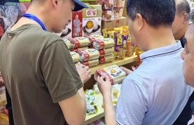 四川广安邓家盐皮蛋亮相第三届中国国际消费品博览会