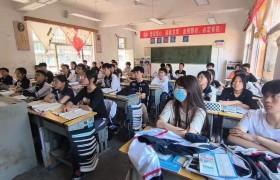 家校同心共育成长——-衡阳市外国语学校初三年级举行家校合育活动