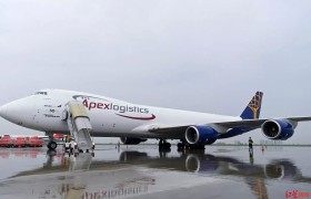 今天，全球最后一架波音747从成都双流起飞