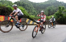 2023年广西·凭祥中越边关旅游节中越自行车赛开赛