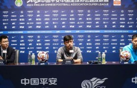 中国足球的巨大进步：谢晖9轮不胜仍获大连人力挺，不会下课！
