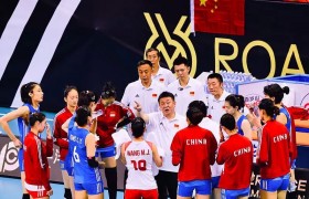 奥运资格赛大考不及格，中国女排主帅蔡斌难辞其咎
