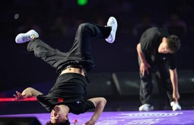 亓祥宇：杭州亚运会赛场上，跳着霹雳舞打“醉拳”的男孩