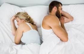 夫妻哪2个时间段不宜同床？为了双方健康，早知道早受益