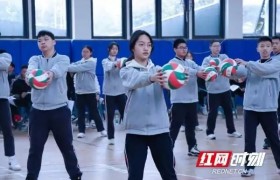 株洲城区初中学校体育教学研讨会在景炎初级中学举行